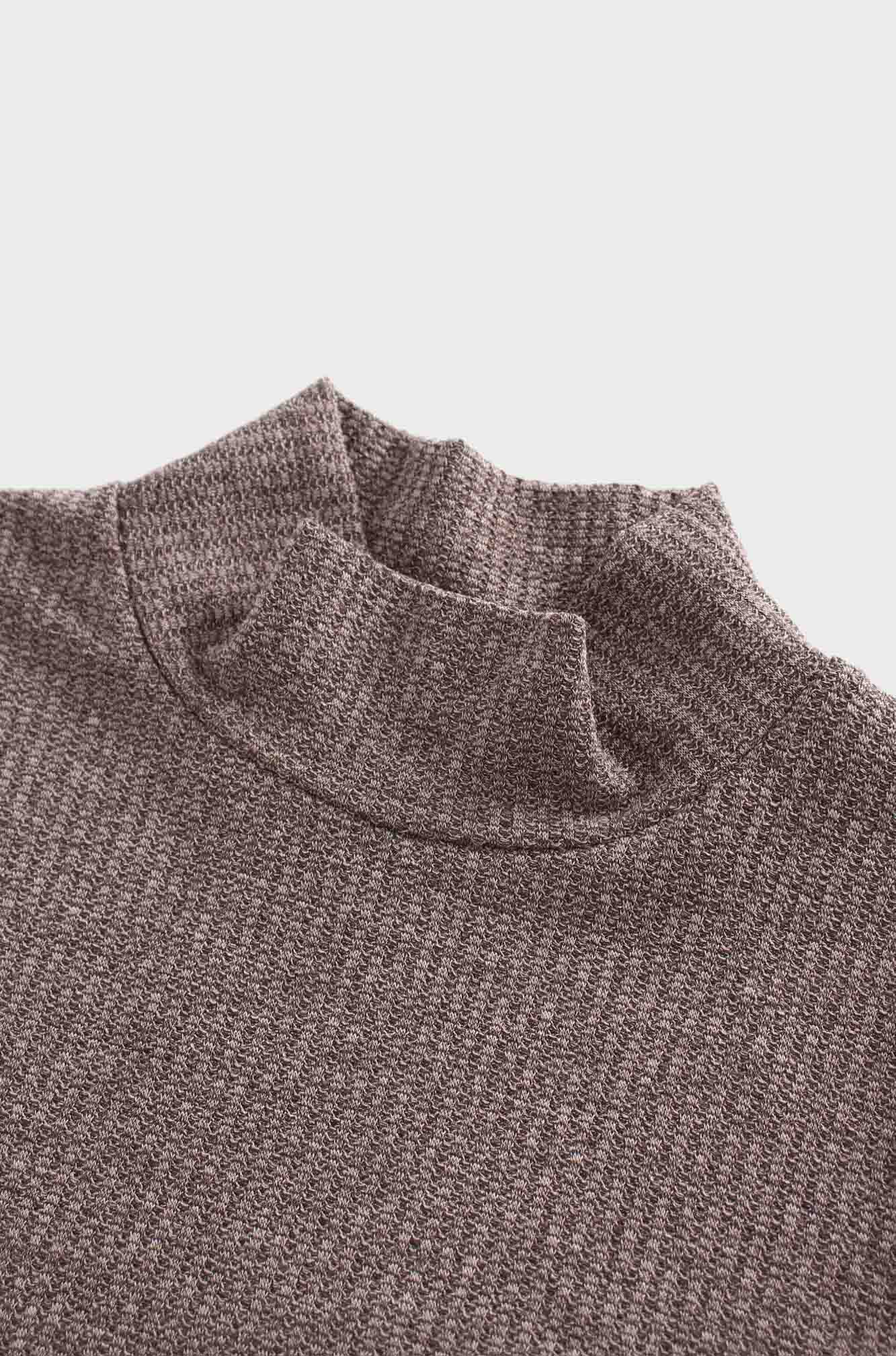 Textured Stretch Turtleneck-Brown