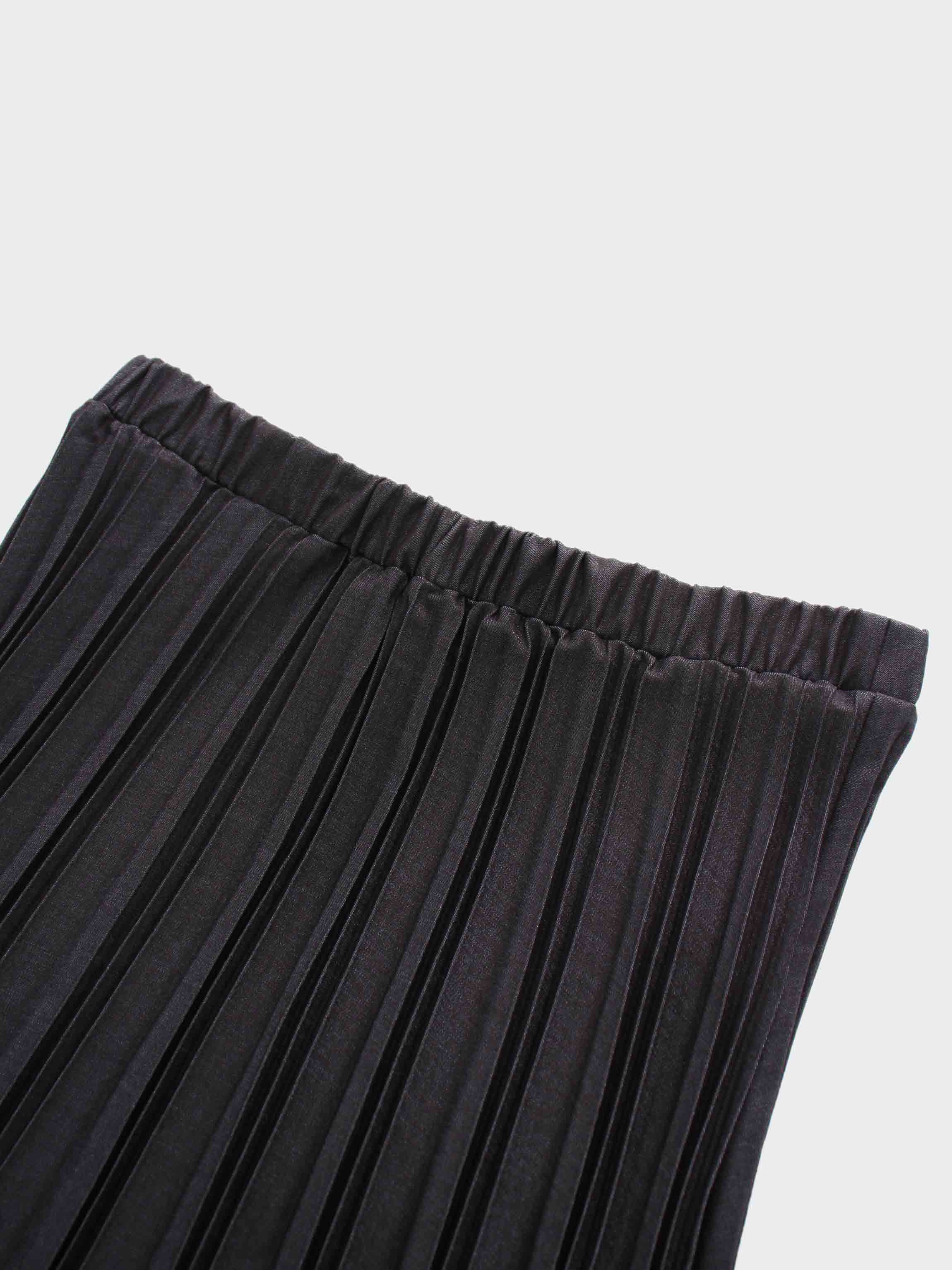 Denim Pleated Skirt-Black Denim