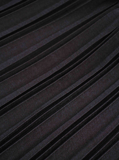 Thin Pleated Skirt-Black Denim