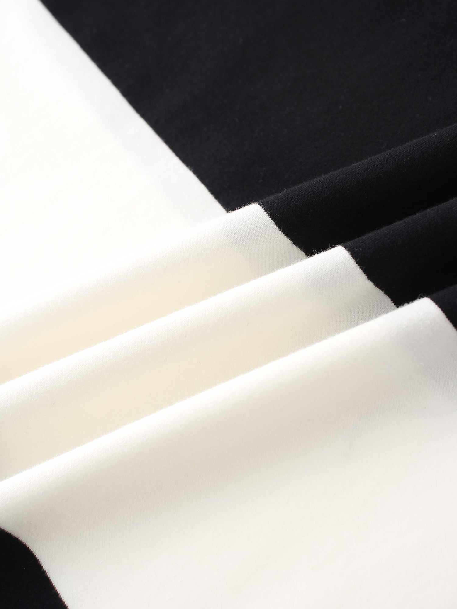 Oversized Rounded Hem T-Shirt-Black/White