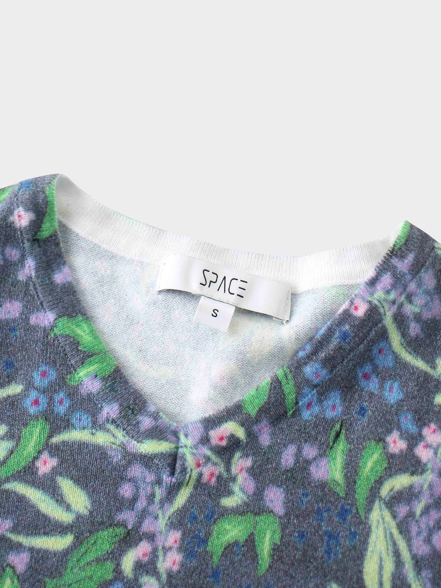 Floral Design Sweater-Lavender Blossom