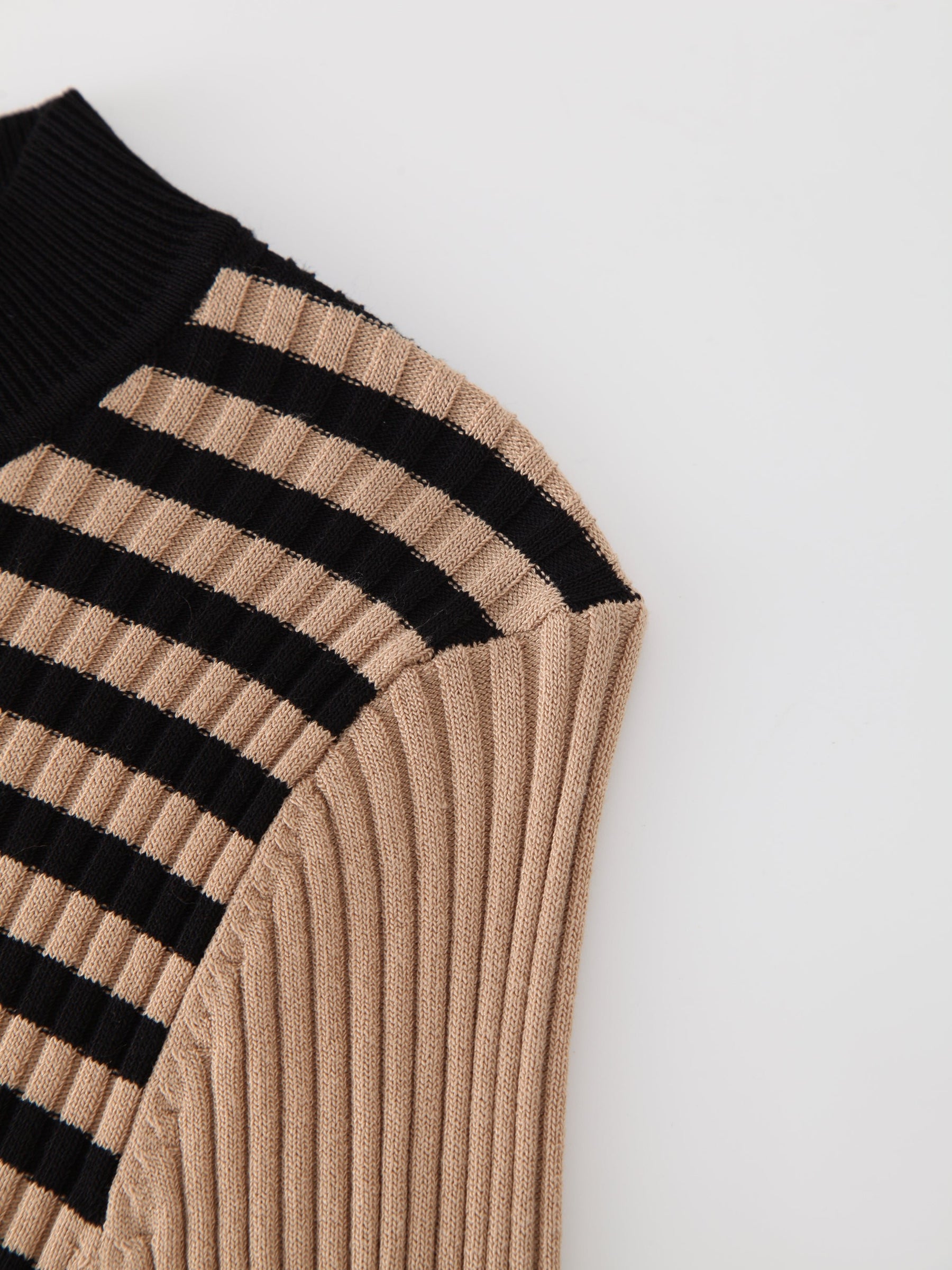 Ribbed Striped Sweater-Tan/Grey