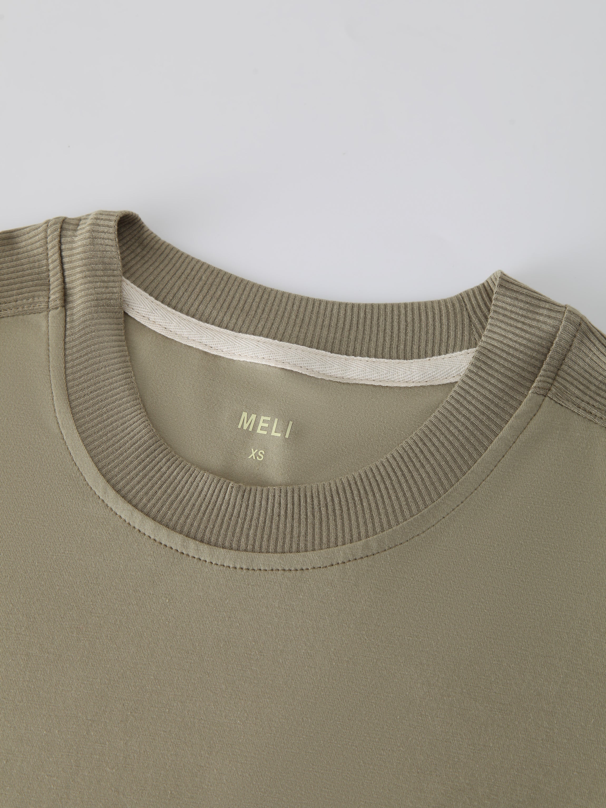 CREW NECK POCKET TEE DRESS 52&quot;-OLIVE