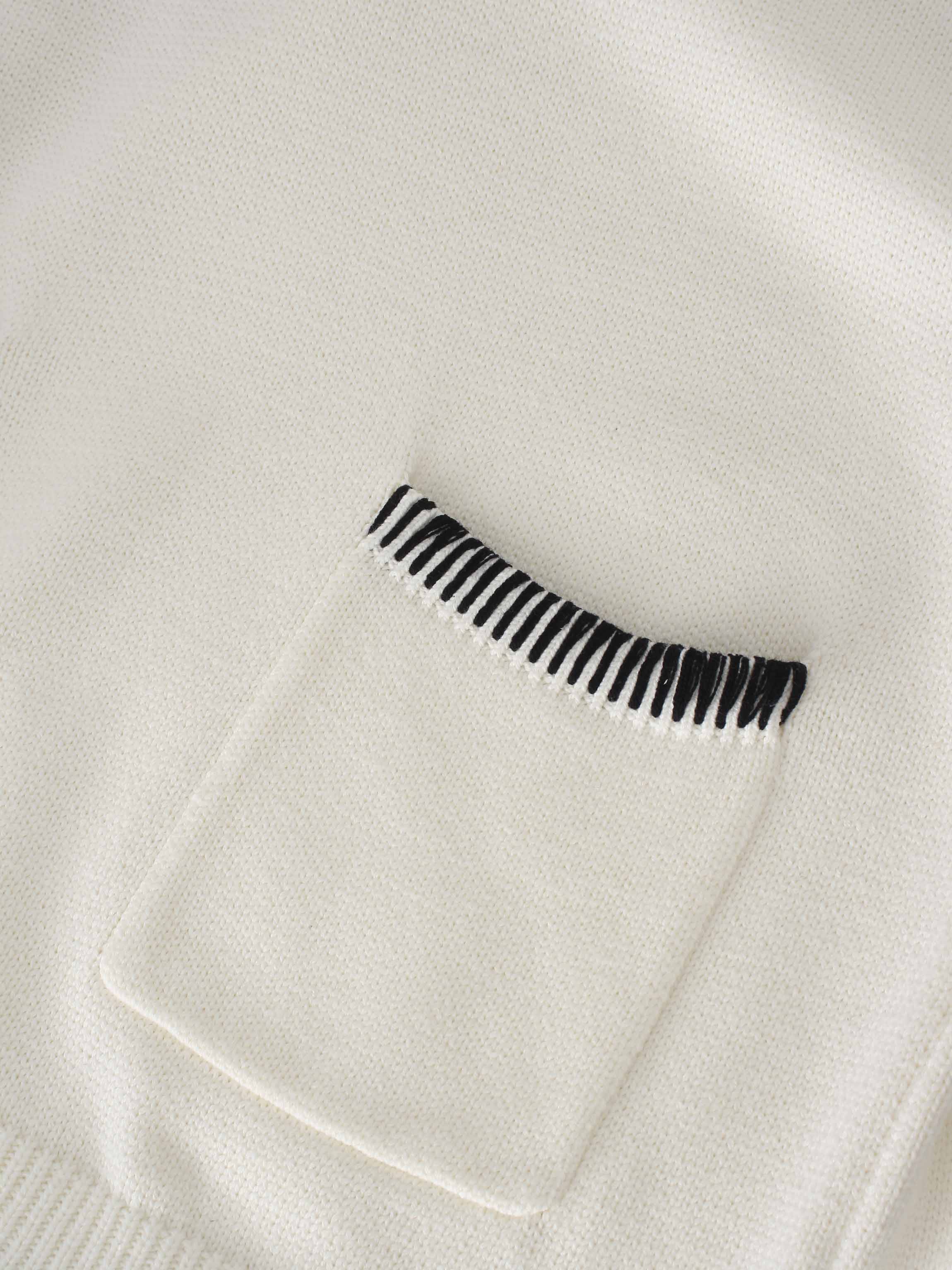 Overlock Stitch Sweater-Cream/Black