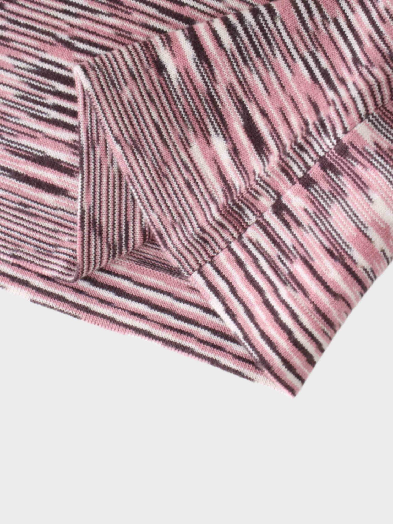 Abstract Stripe Knit Turtleneck-Pink/Burgundy