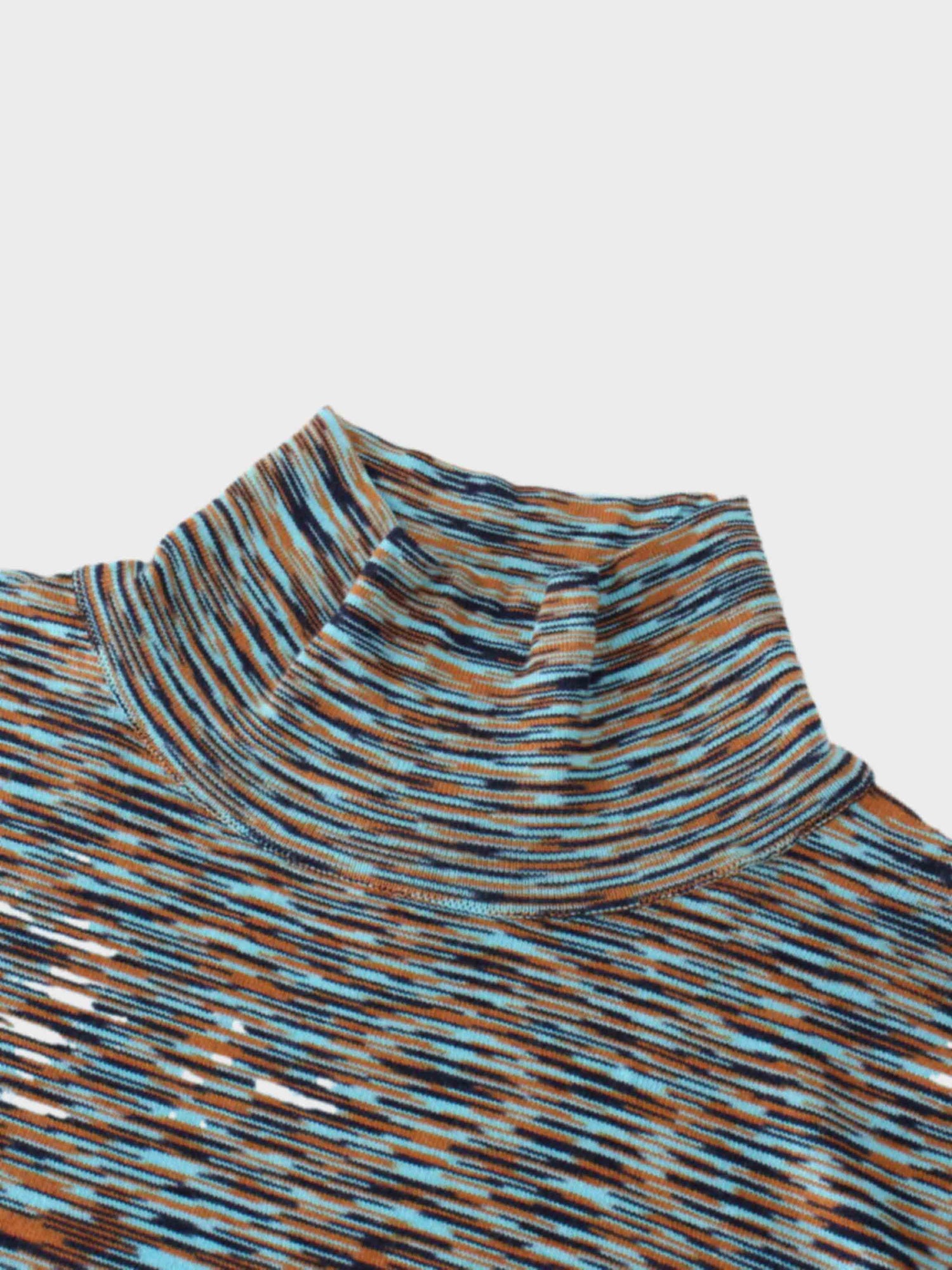 Abstract Stripe Knit Turtleneck-Light Blue/Brown