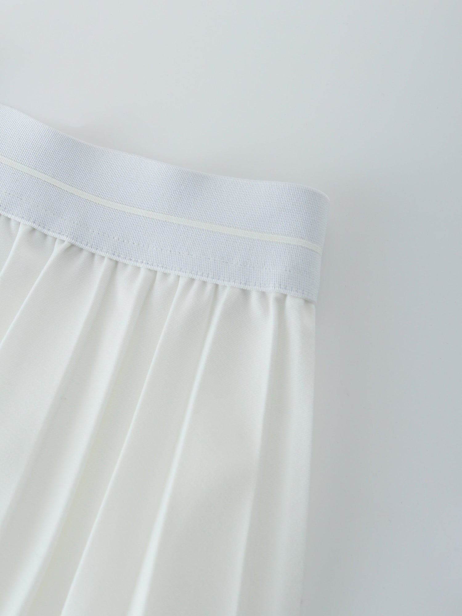 PLEATED SKIRT 37&quot;- WHITE