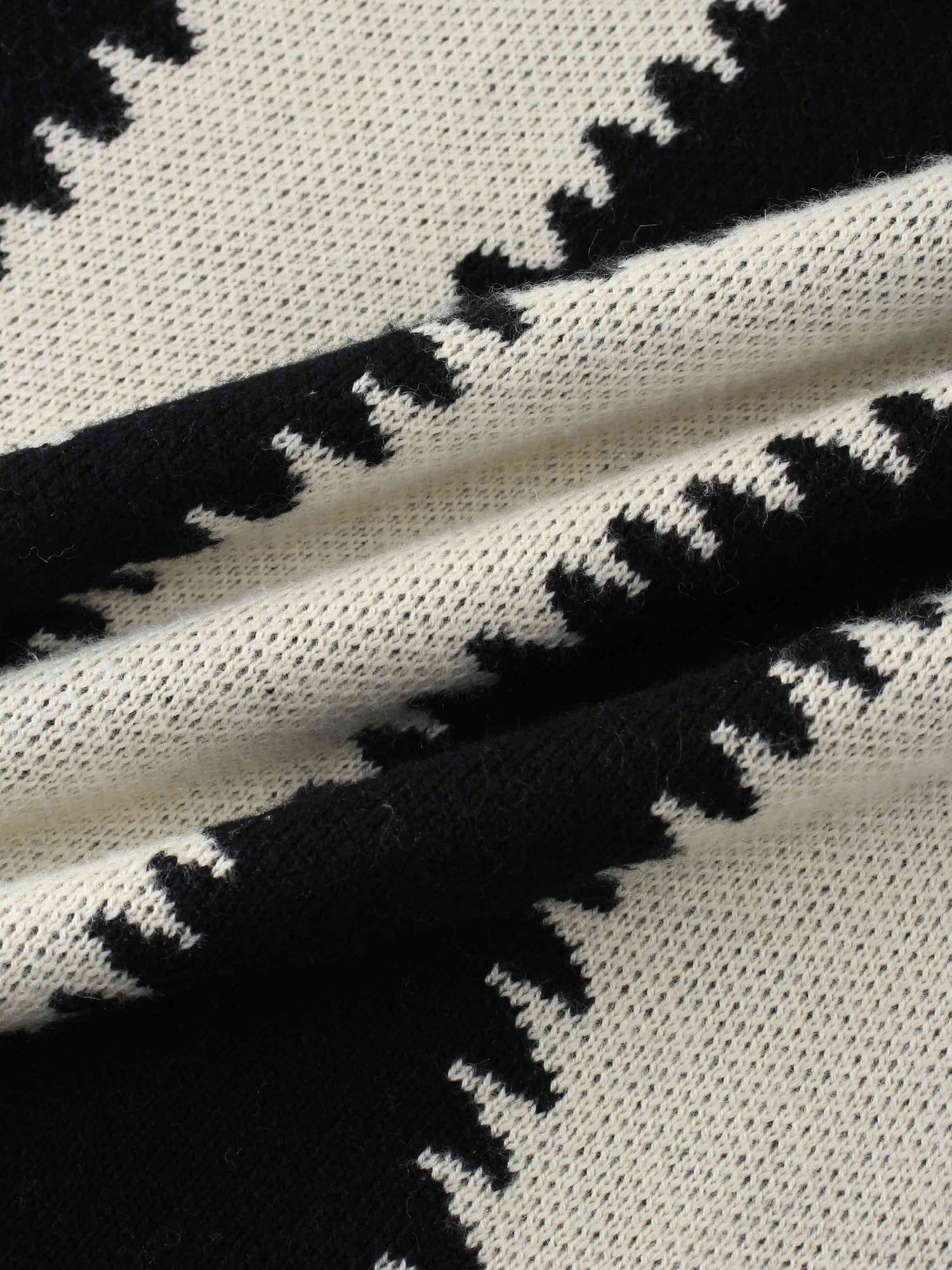 Wave Sweater-Black/White