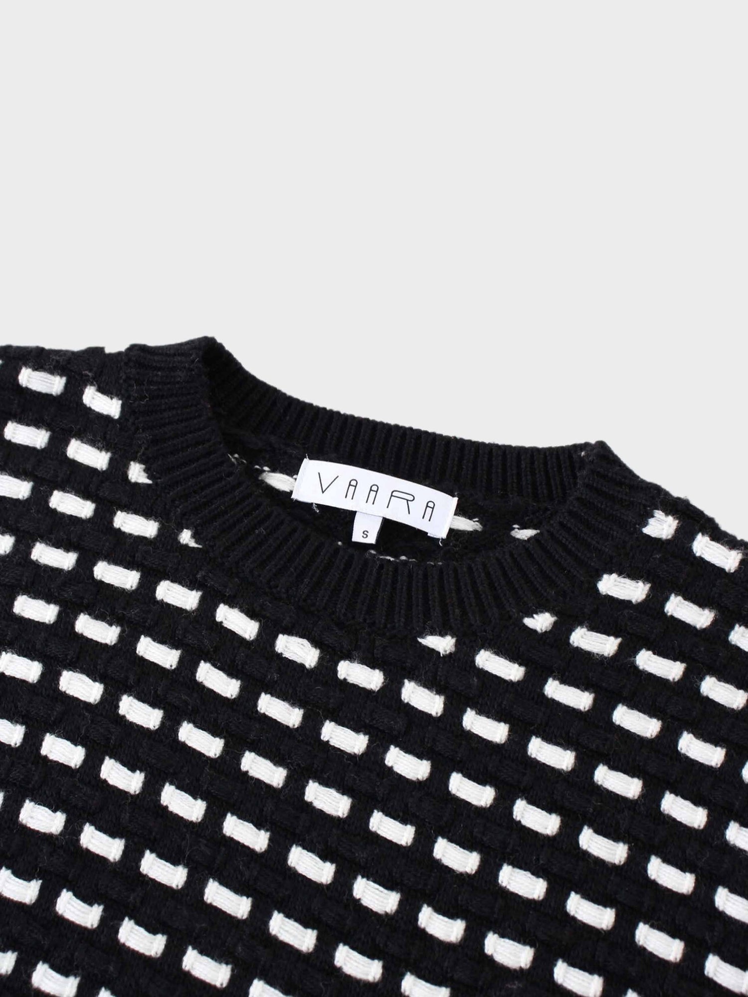 Basket Weave Sweater-Black/White