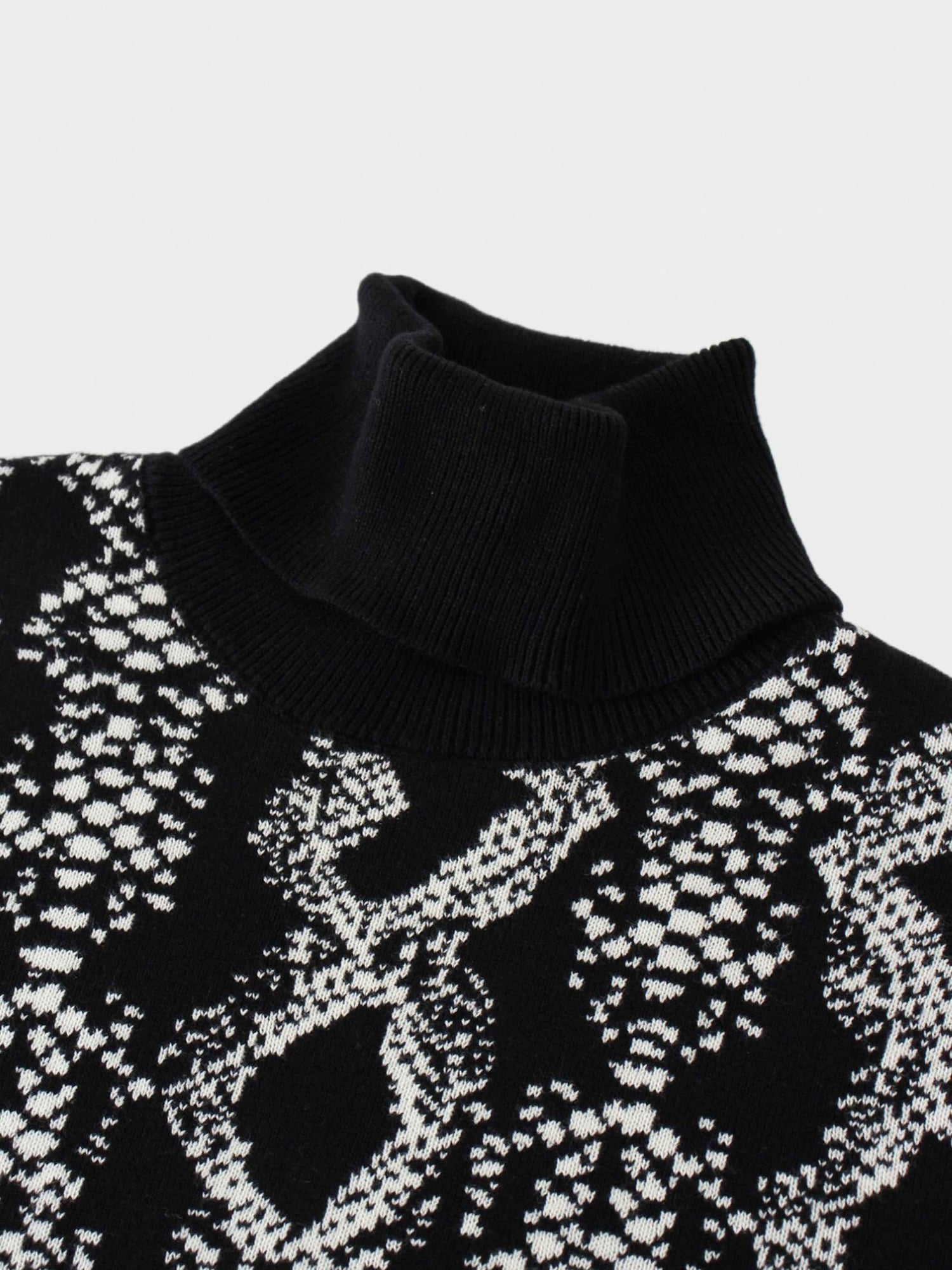 Reptile Print Sweater-Black/White