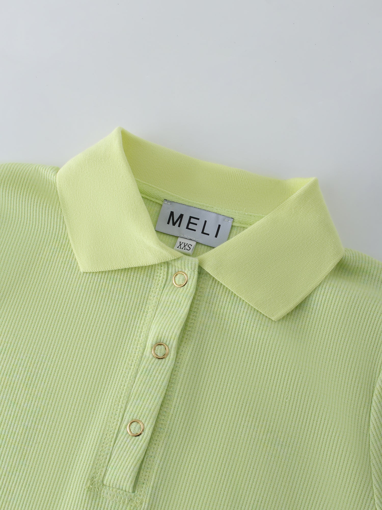 Camiseta con cuello de canalé-Amarillo