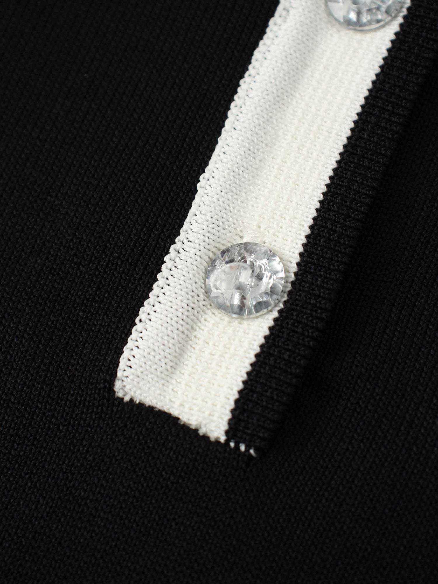 Pearl Button Collar Sweater-Black/Cream