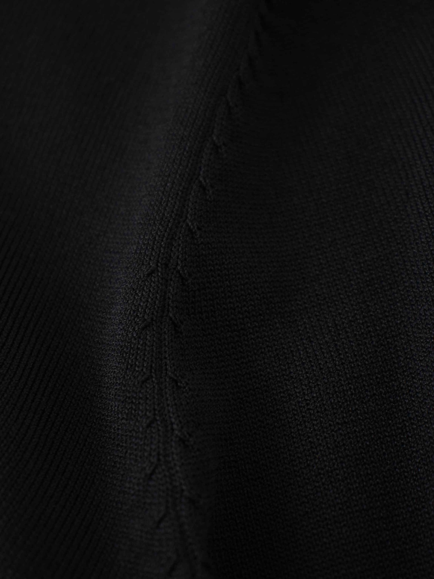 Pearl Button Collar Sweater-Black/Cream