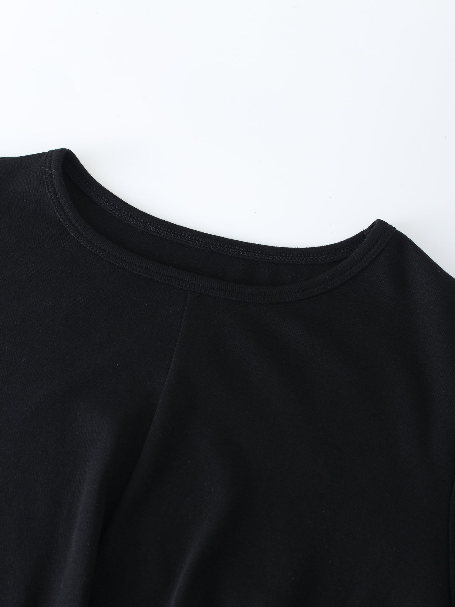 CAMISETA NUDO-NEGRO