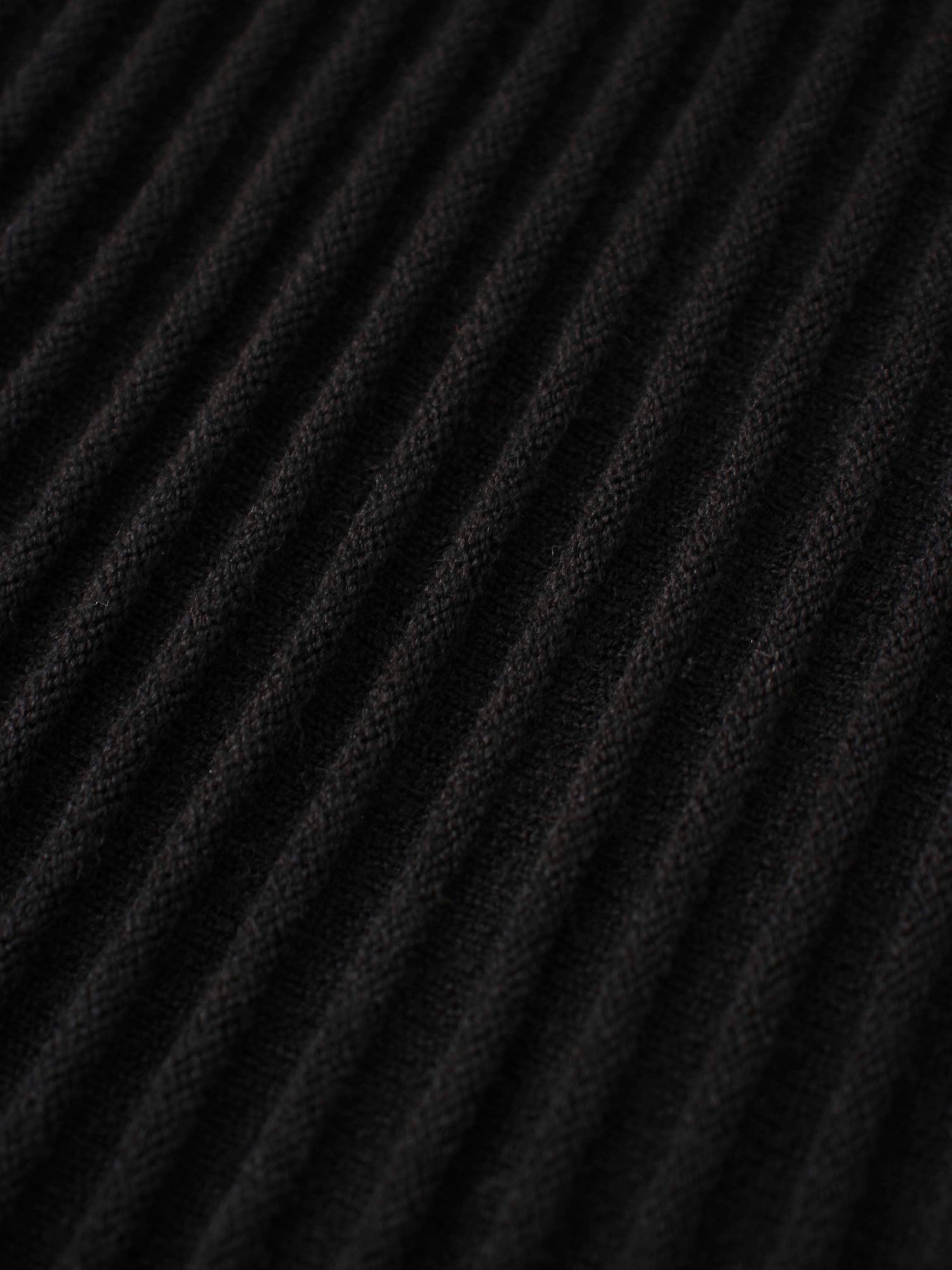 Knit Crop Sweater Dress Set-Black/Cream
