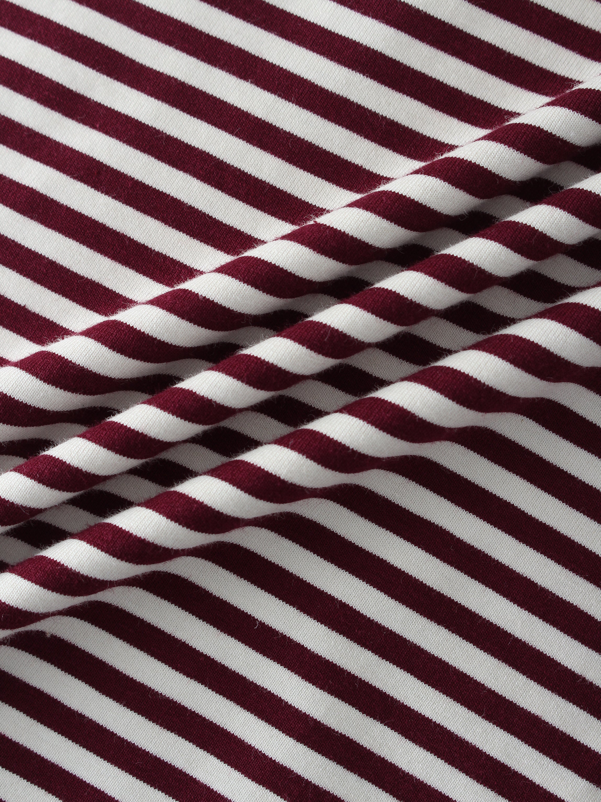 Thin Stripe High V Tee-Maroon/White