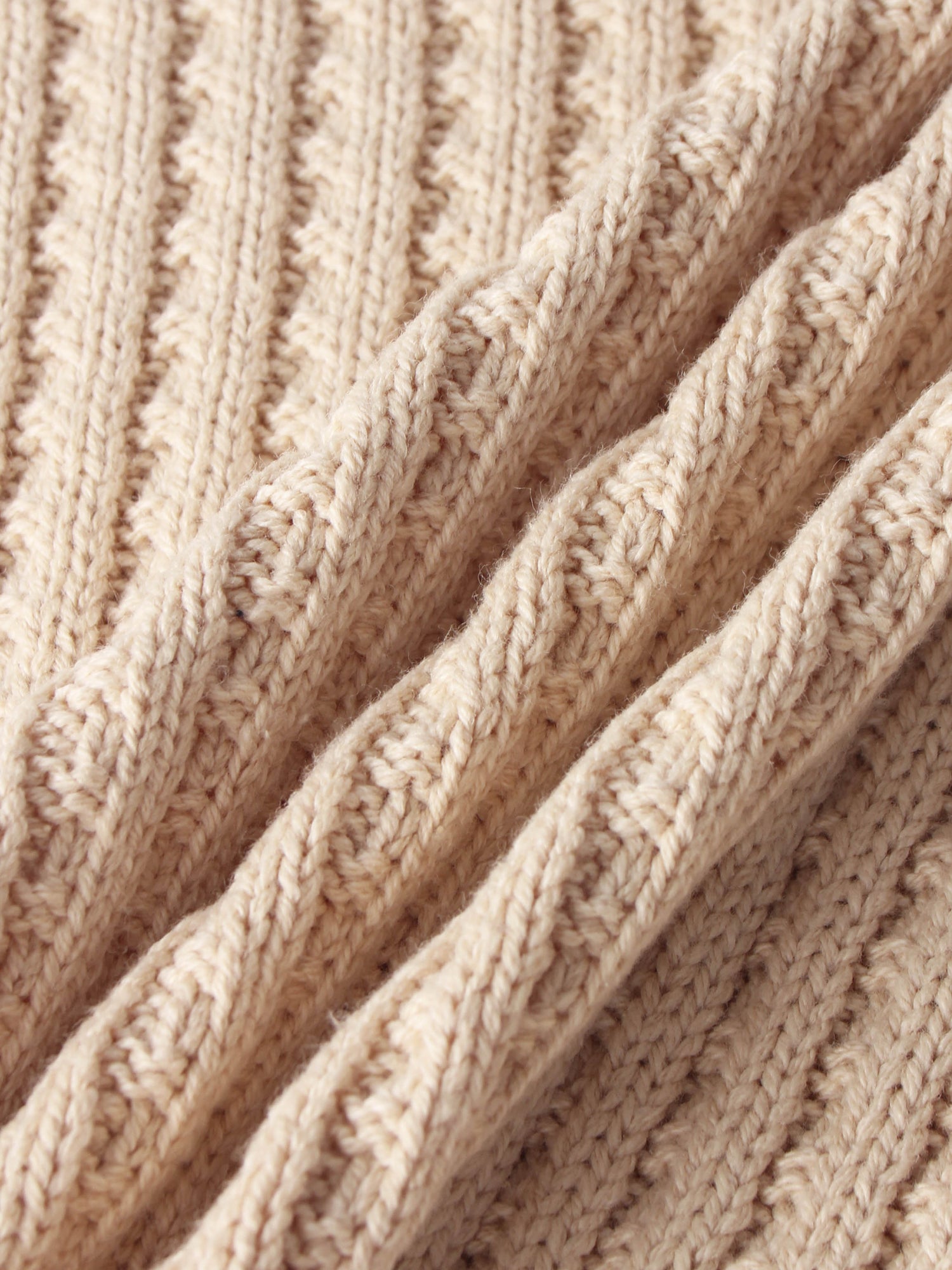 High V Waffle Sweater - Cream/Red