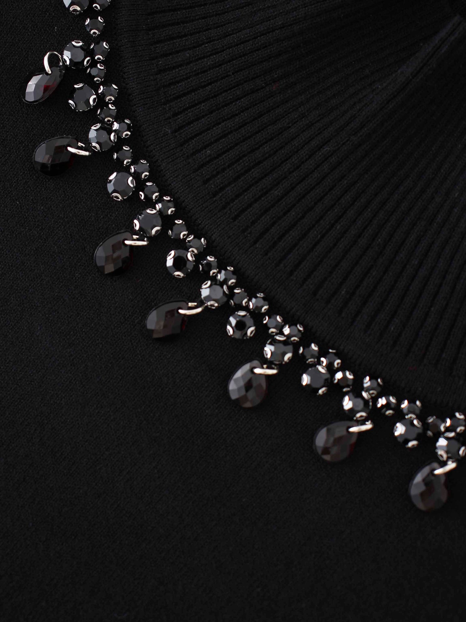 Beaded Turtleneck-Black