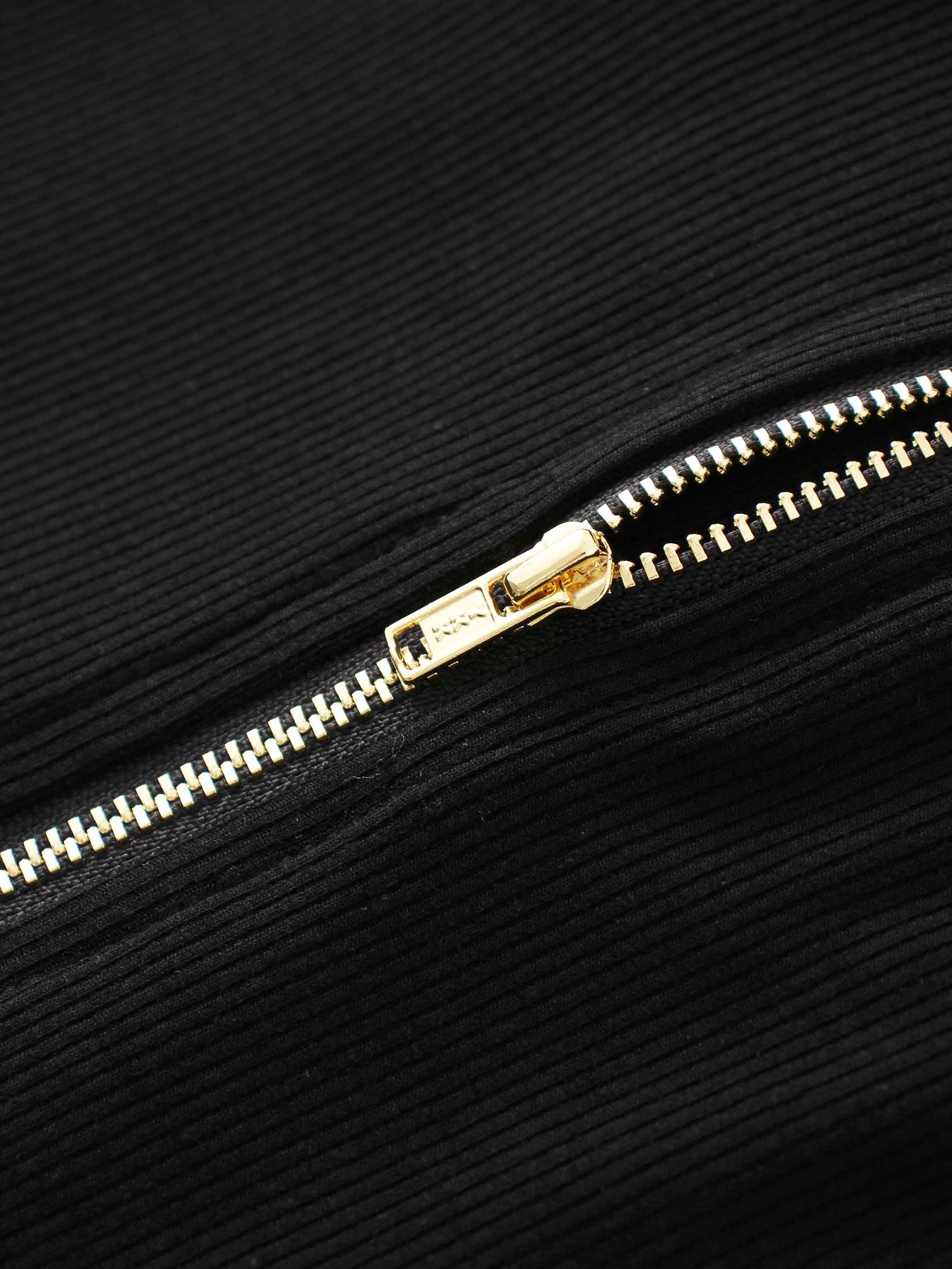 Ribbed Half Zip Hoodie Tee-Black