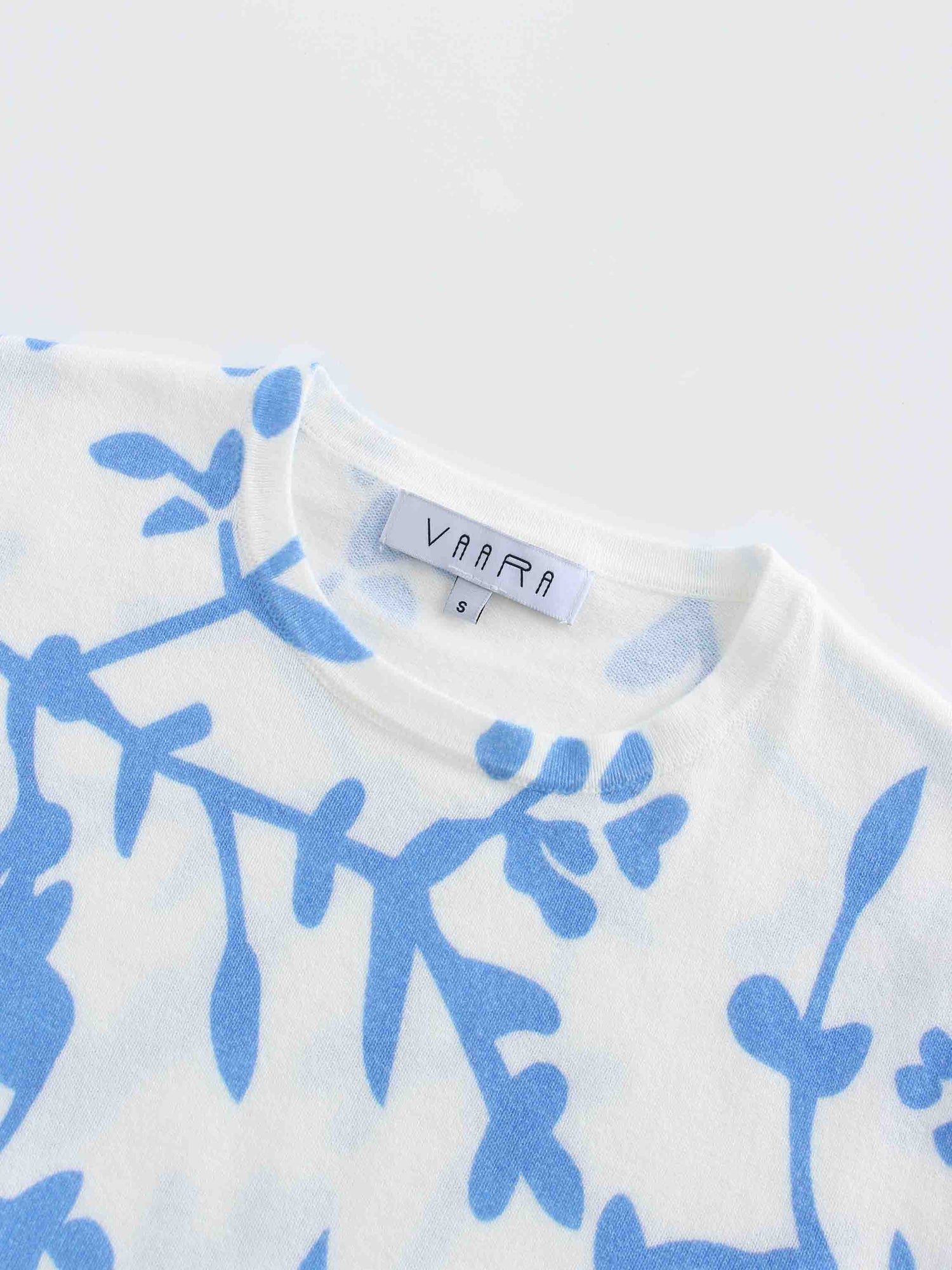 Printed Sweater-Blue Vines