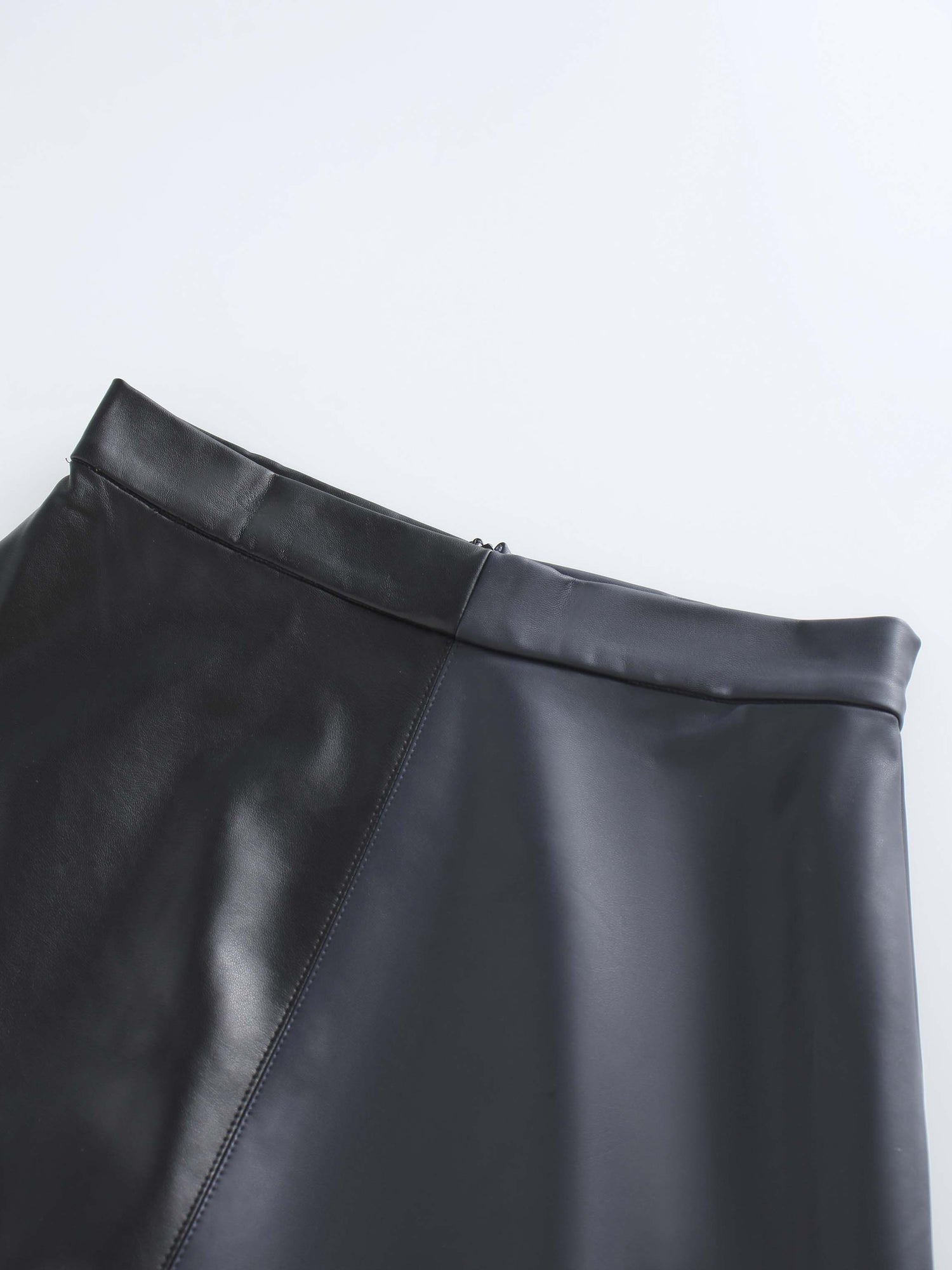 Two Tone Leather Skirt-Black/Blue