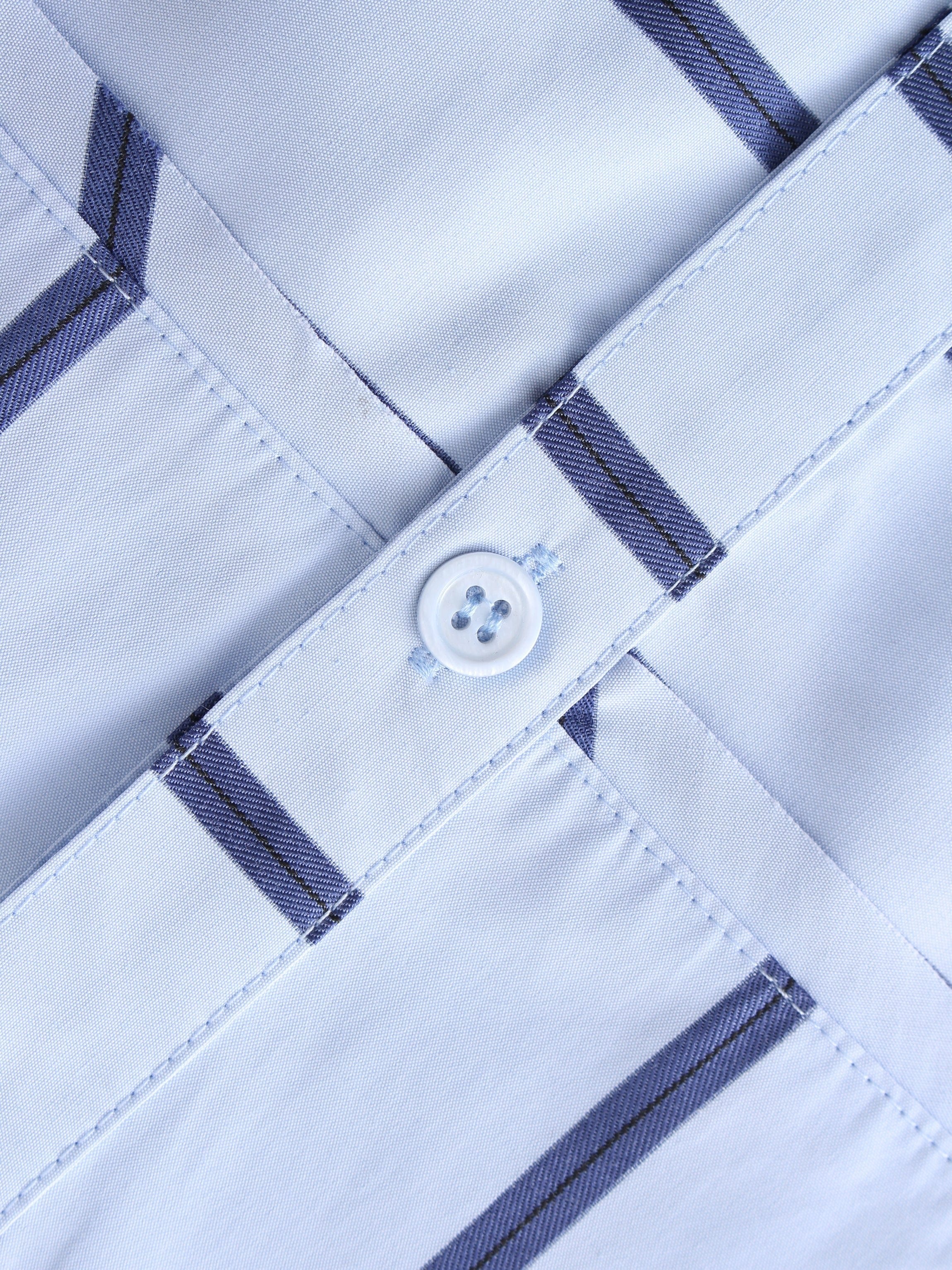 Rounded Hem Button Down Shirt-Light Blue/Navy