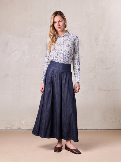 Inverted Yoke Pleat Denim Skirt-Dark Blue