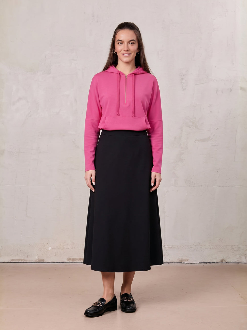 LIGHTWEIGHT 3 PANEL SKIRT-BLACK 27"
