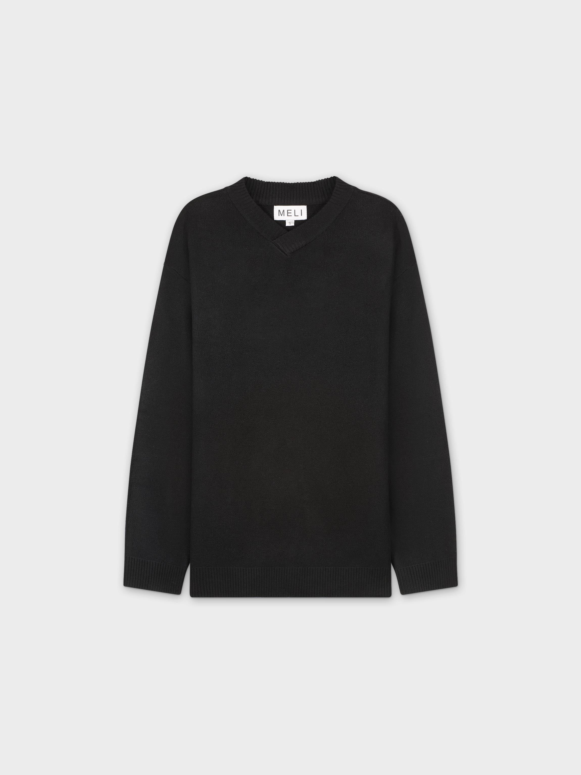 SUÉTER OVERSIZE CUELLO EN PICO-NEGRO