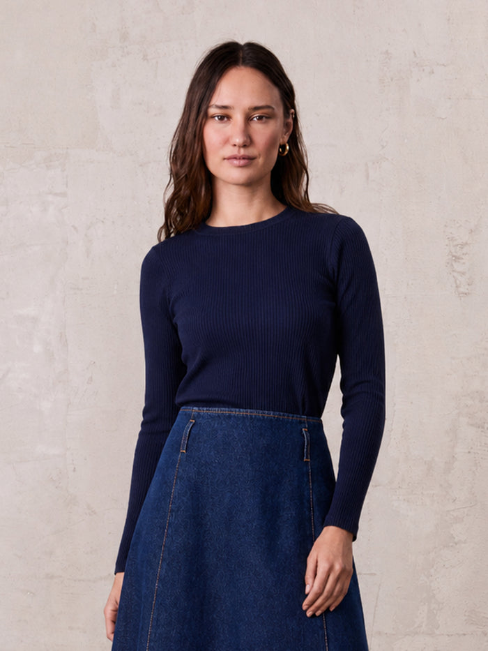 Rounded Hem Ribbed T-Shirt-Navy