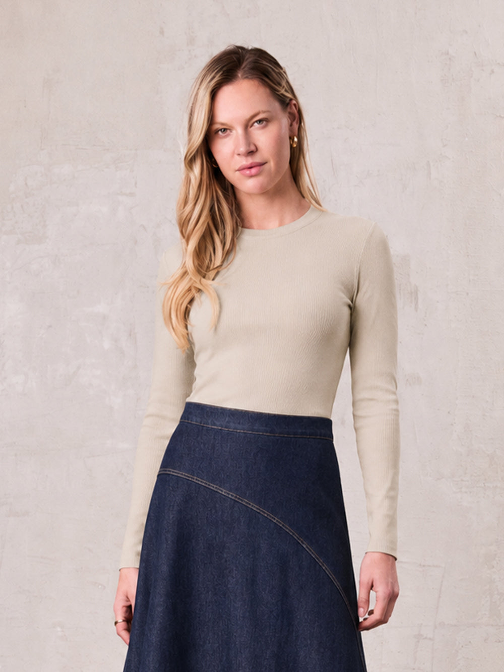 Rounded Hem Ribbed T-Shirt-Tan