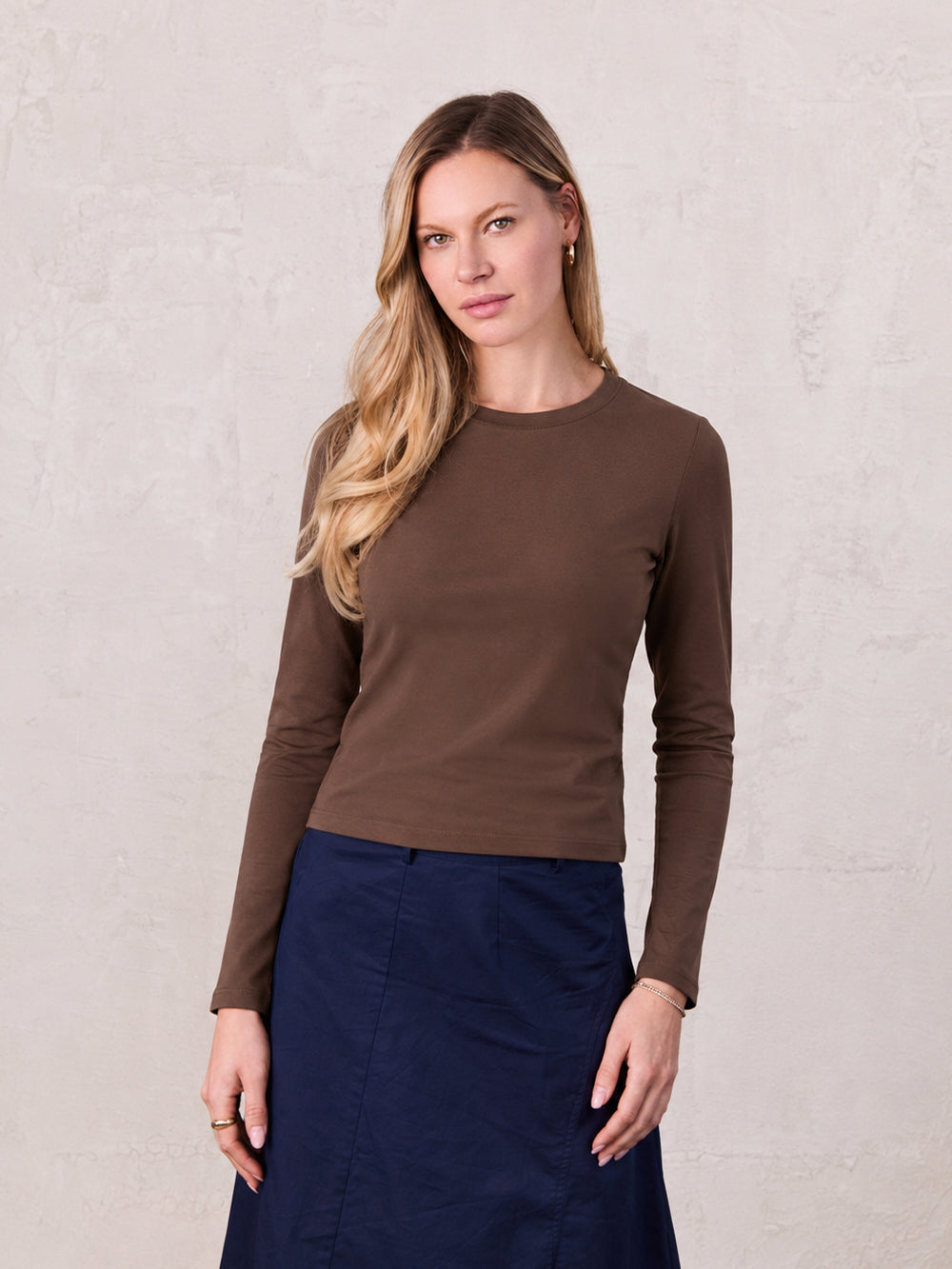 CLASSIC TEE LONG SLEEVE-DARK BROWN