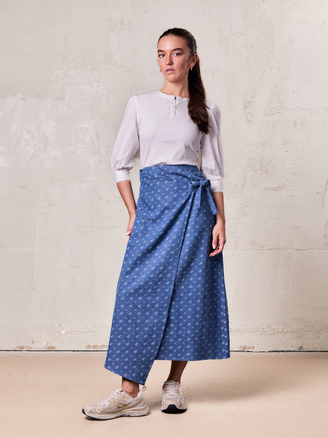 Mock Wrap Edged Detail Skirt-Blue Floral