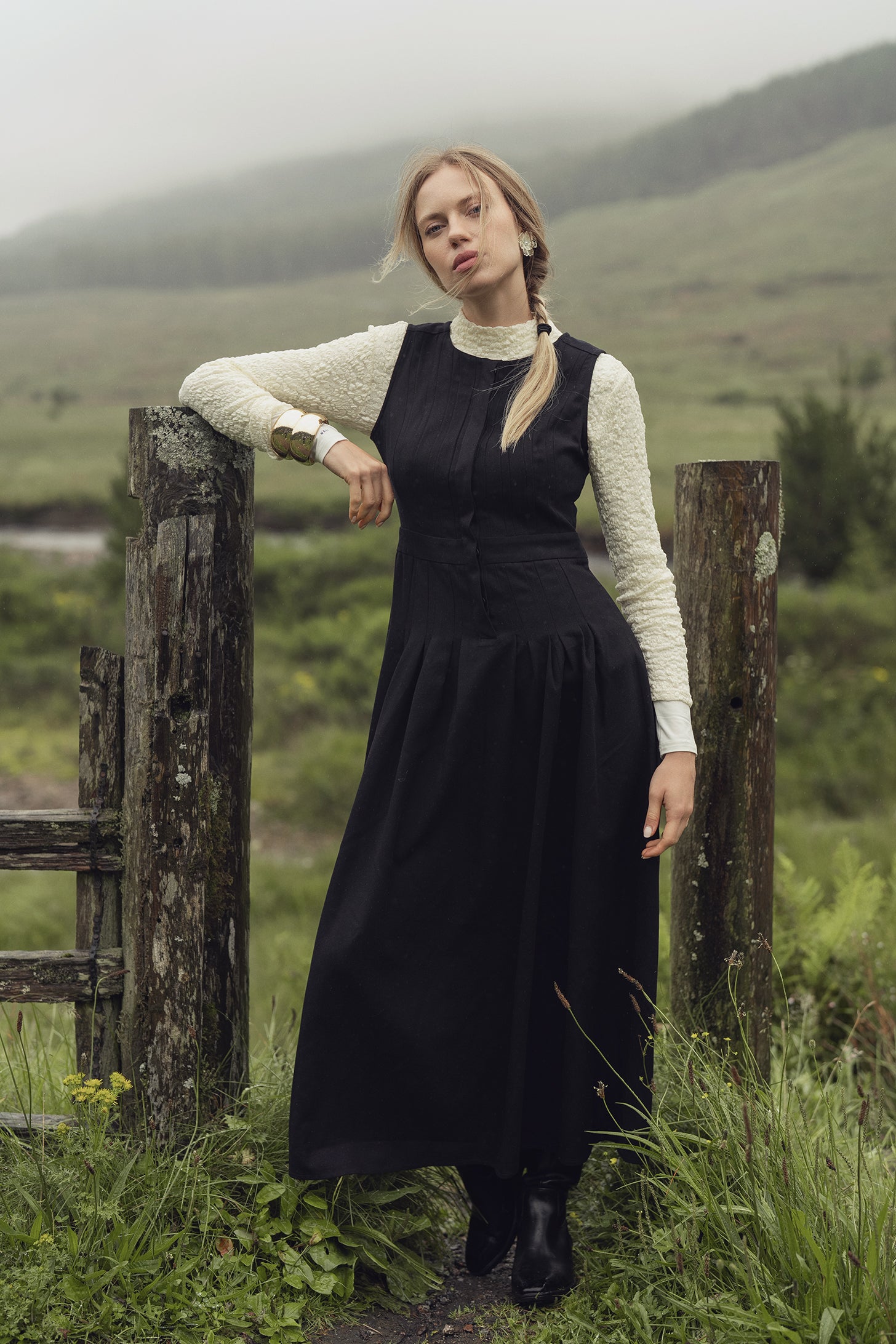 Lace Mock Neck Turtleneck-Bone