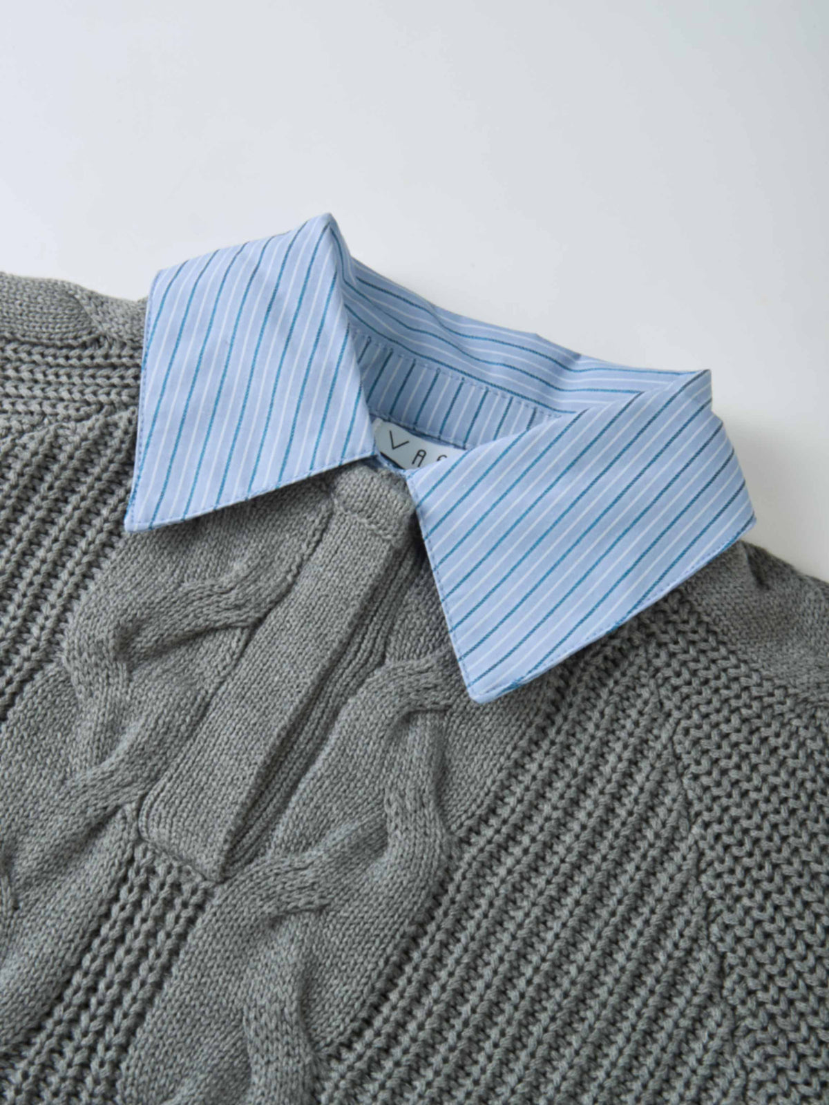 Shirt Collar Sweater - Grey/Light Blue Stripe