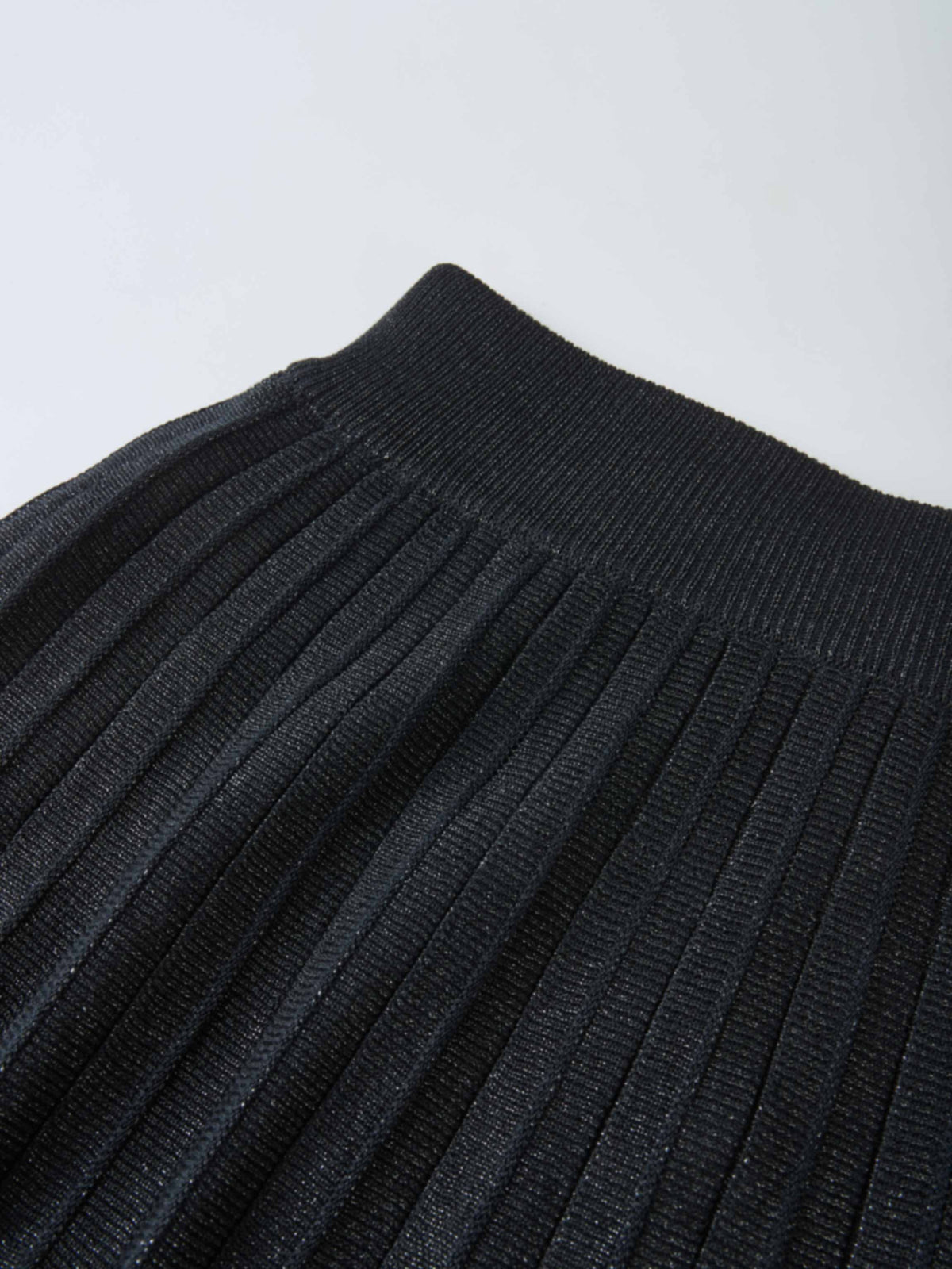 Lurex Pleat Knit Maxi Skirt - Black