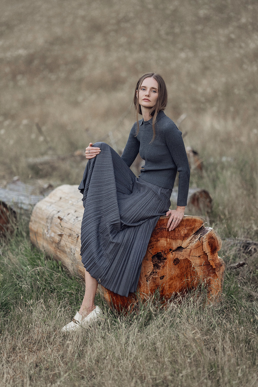 Wool Blend Pleated Skirt-Dark Grey