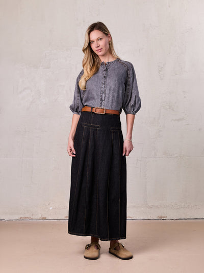 Pleat Pocket Tab Denim Skirt-Black