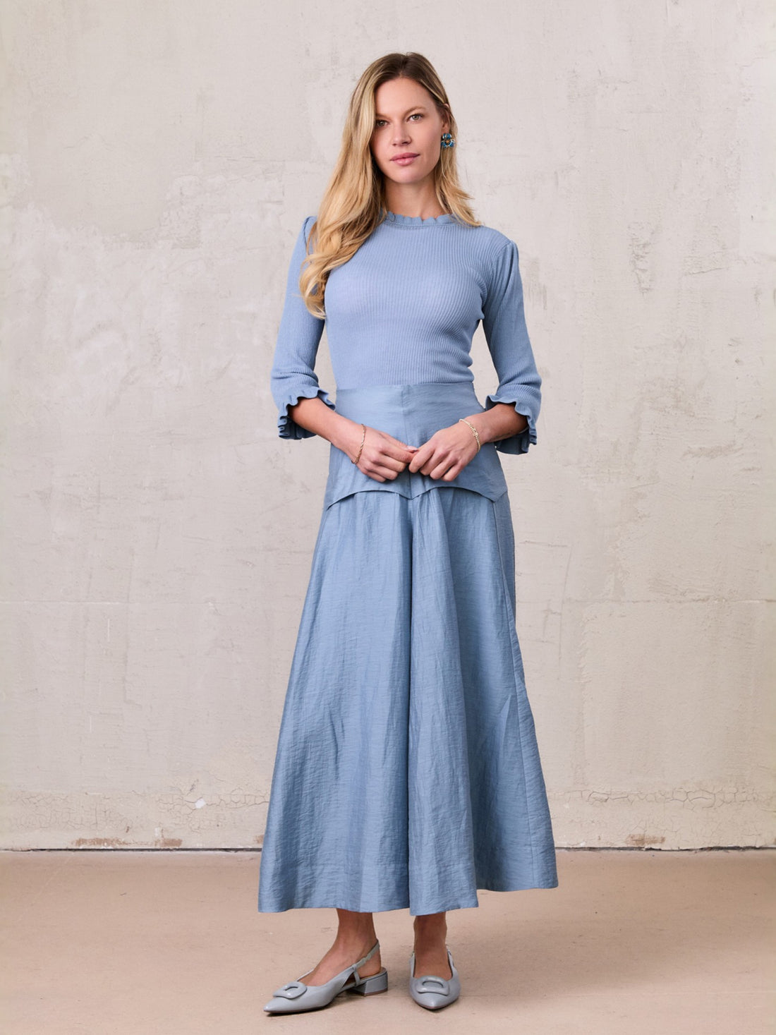 Pointed Yoke Dress Skirt-Blue
