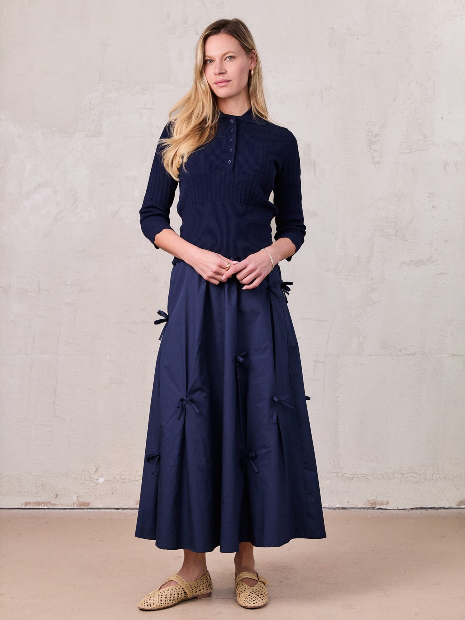 Scattered Bow Full Skirt-Navy