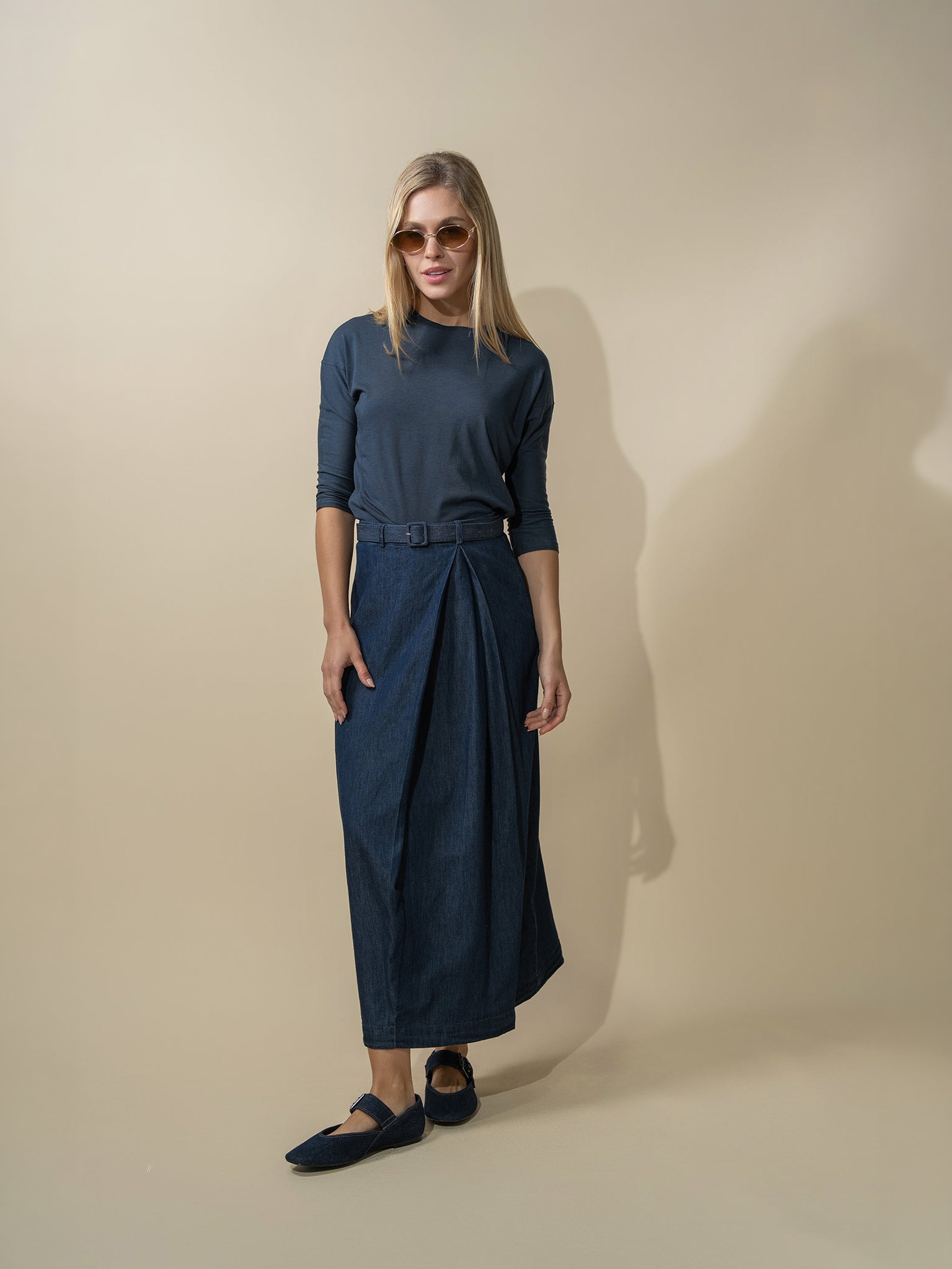 Side Inverted Pleat Denim Skirt-Dark Blue