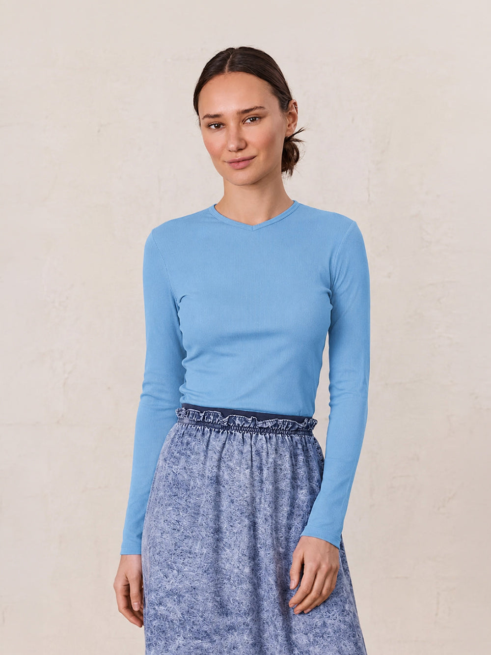Soft Ribbed High V Tee-Sky Blue