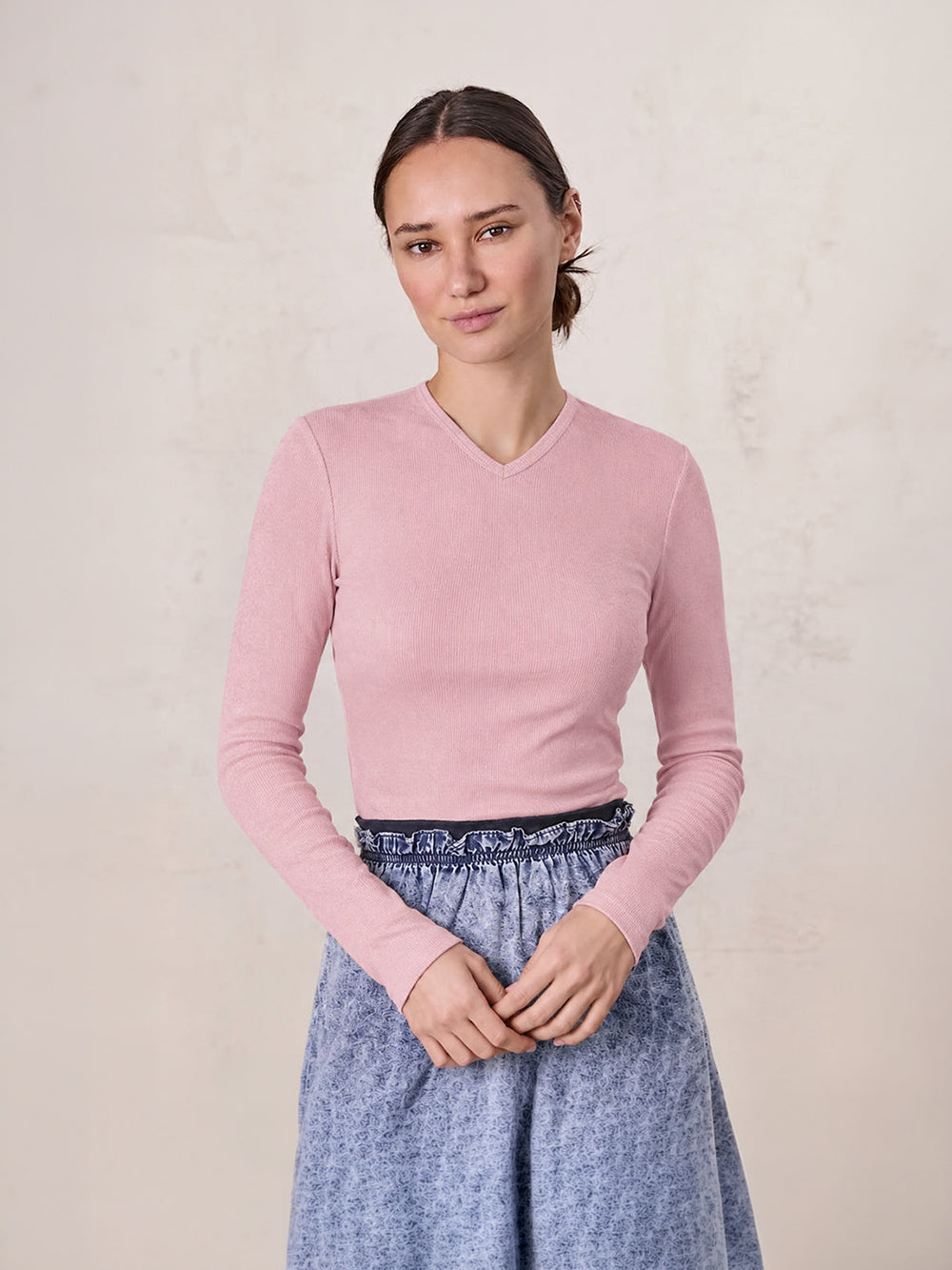 Soft Ribbed High V Tee-Soft Pink