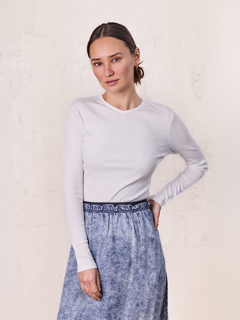 Soft Ribbed High V Tee-White