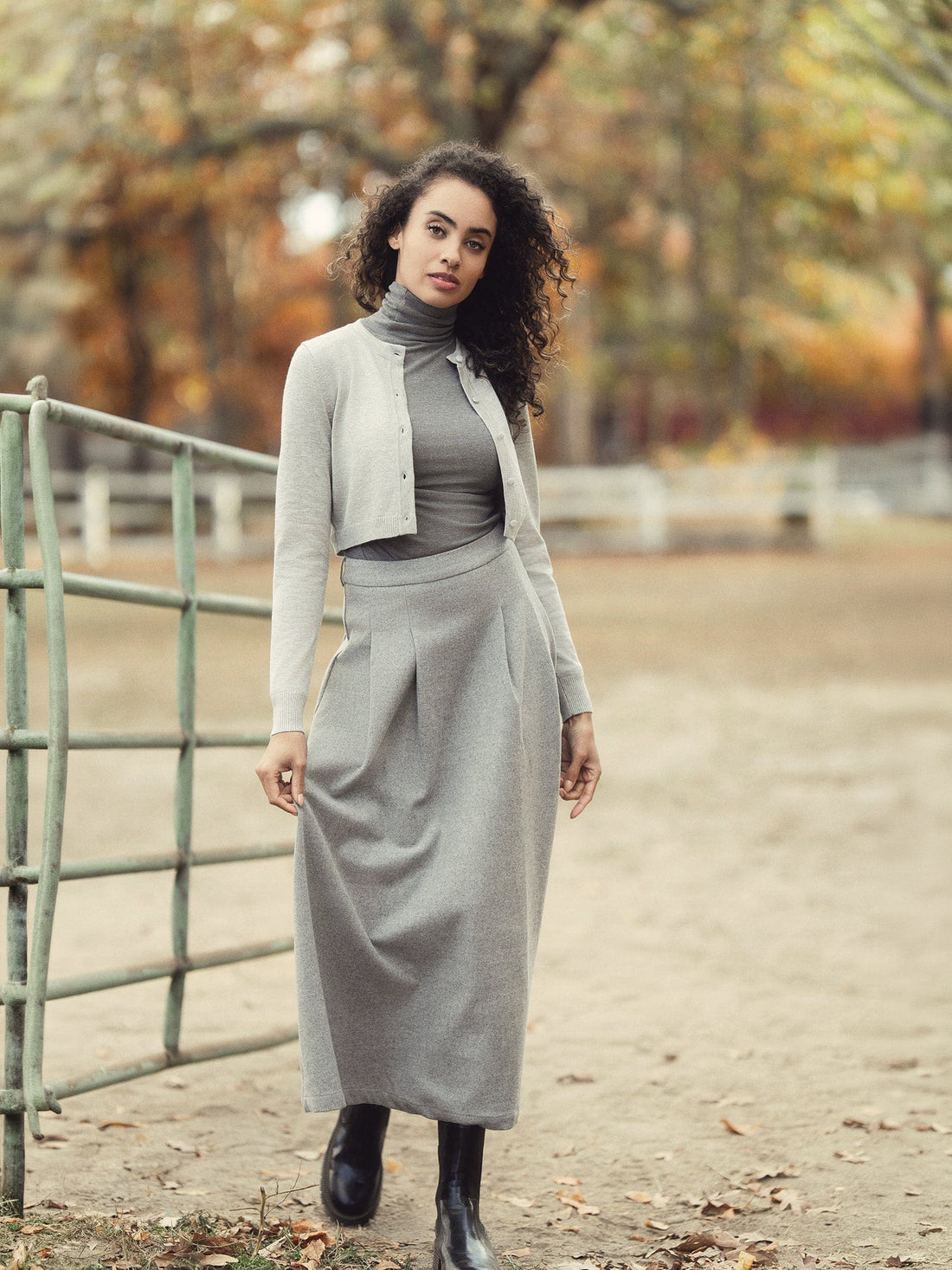 Solid Crew Crop Cardigan-Light Grey
