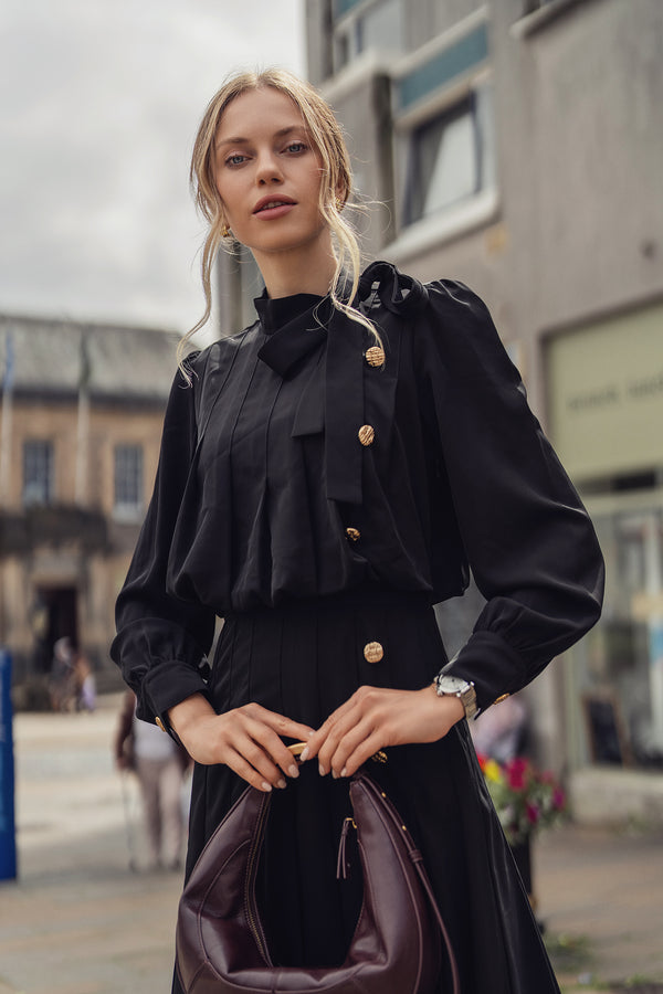 Side Button Pleat Dress-Black