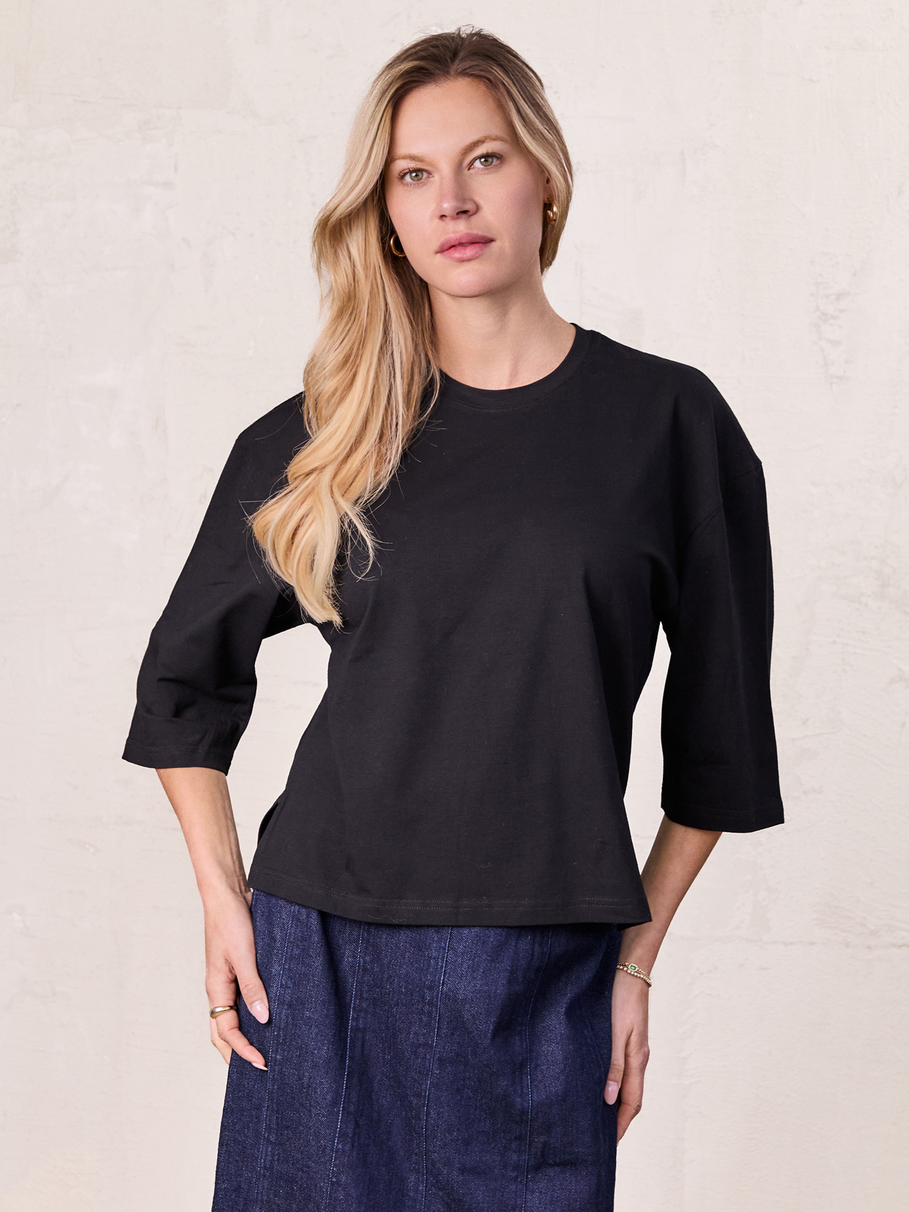 Wide Sleeve Tee-Black