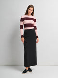 Pleat Back Skirt - Black