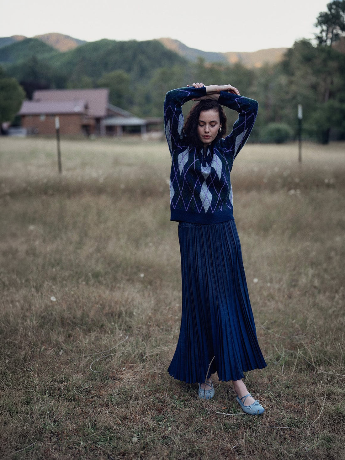 Wool Blend Pleated Skirt-Navy