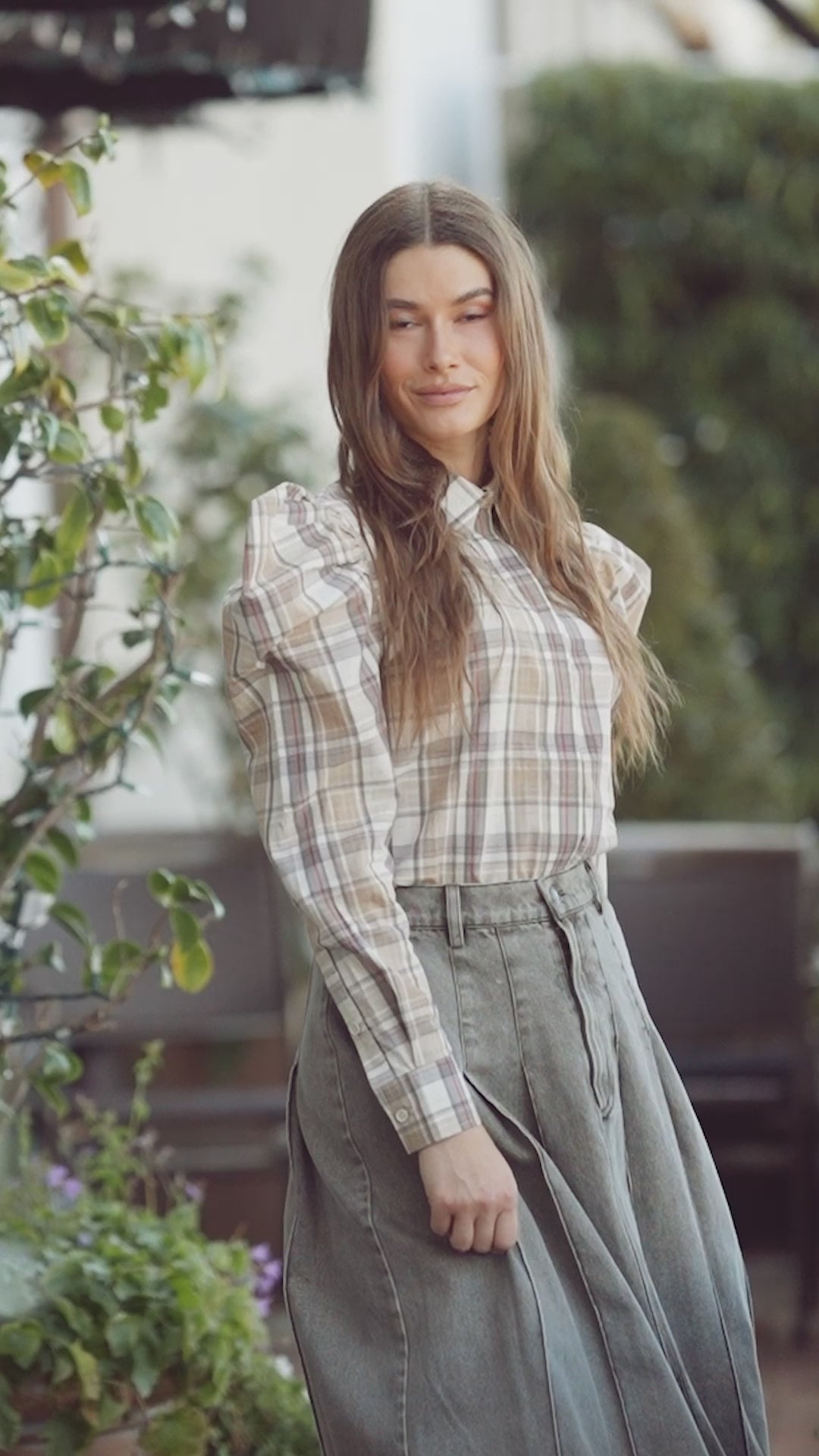 Stitched Pleated Skirt-Grey